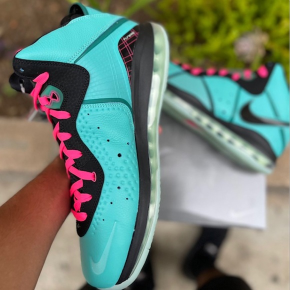 Nike LeBron 8 South Beach 2021 SZ 10.5 CZ0328-400 - Picture 11 of 17